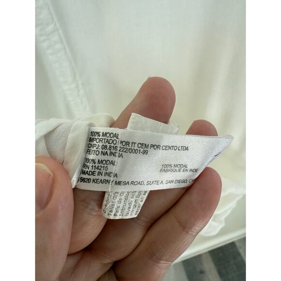 Vix Paula Hermanny Women’s Pleated Swimsuit Coverup in White Size Large - Picture 5 of 7